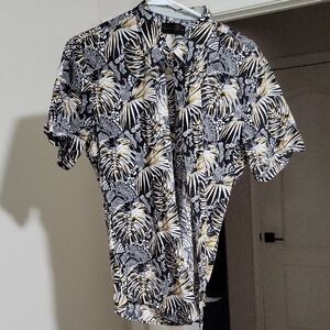 Bala Monochrome Leaf Pattern Shirt